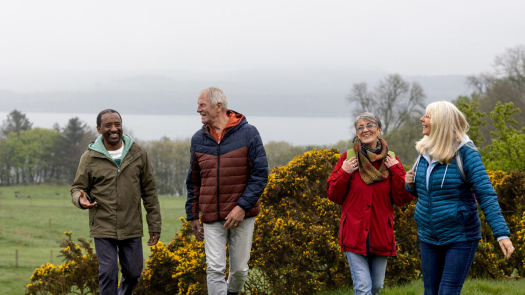 즐거운 관계의 노년